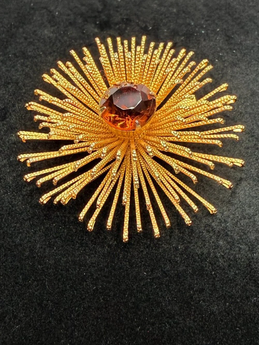 VTG Sarah Coventry Signed Sunburst Floral Gold Tone Topaz Stone Brooch Pin 2.25